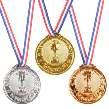 1 Adet Altın Gümüş Bronz Ödülü Madalya Kazanan Ödül Futbol Yarışması Ödülleri Ödül Madalyası Hatıra Parti Hediye Çocuk Oyuncak