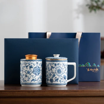 Lüks mavi ve beyaz porselen çay fincanı çay kutuları kapaklı Ofis kişisel çay seramik bardak konferans hediyesi özel baskılı.