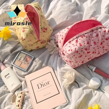 MİROSİE Moda Çiçek Makyaj Çantası Kiraz Seyahat Taşınabilir Büyük Kapasiteli Yıkama Çantası Kozmetik Cilt bakım ürünü saklama çantası Kılıfı